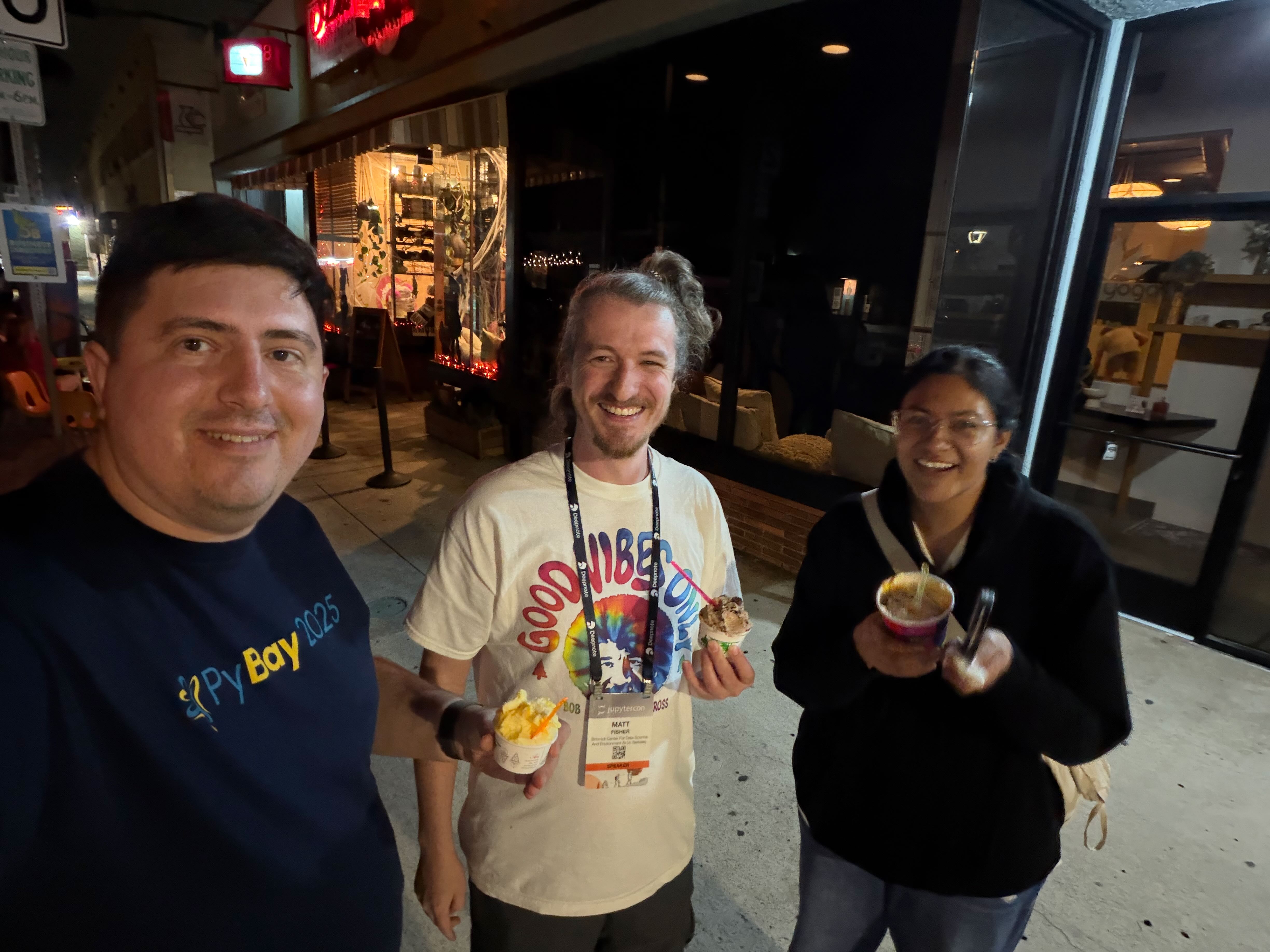 AN’S ELECTRONICS REPAIR ice cream shop