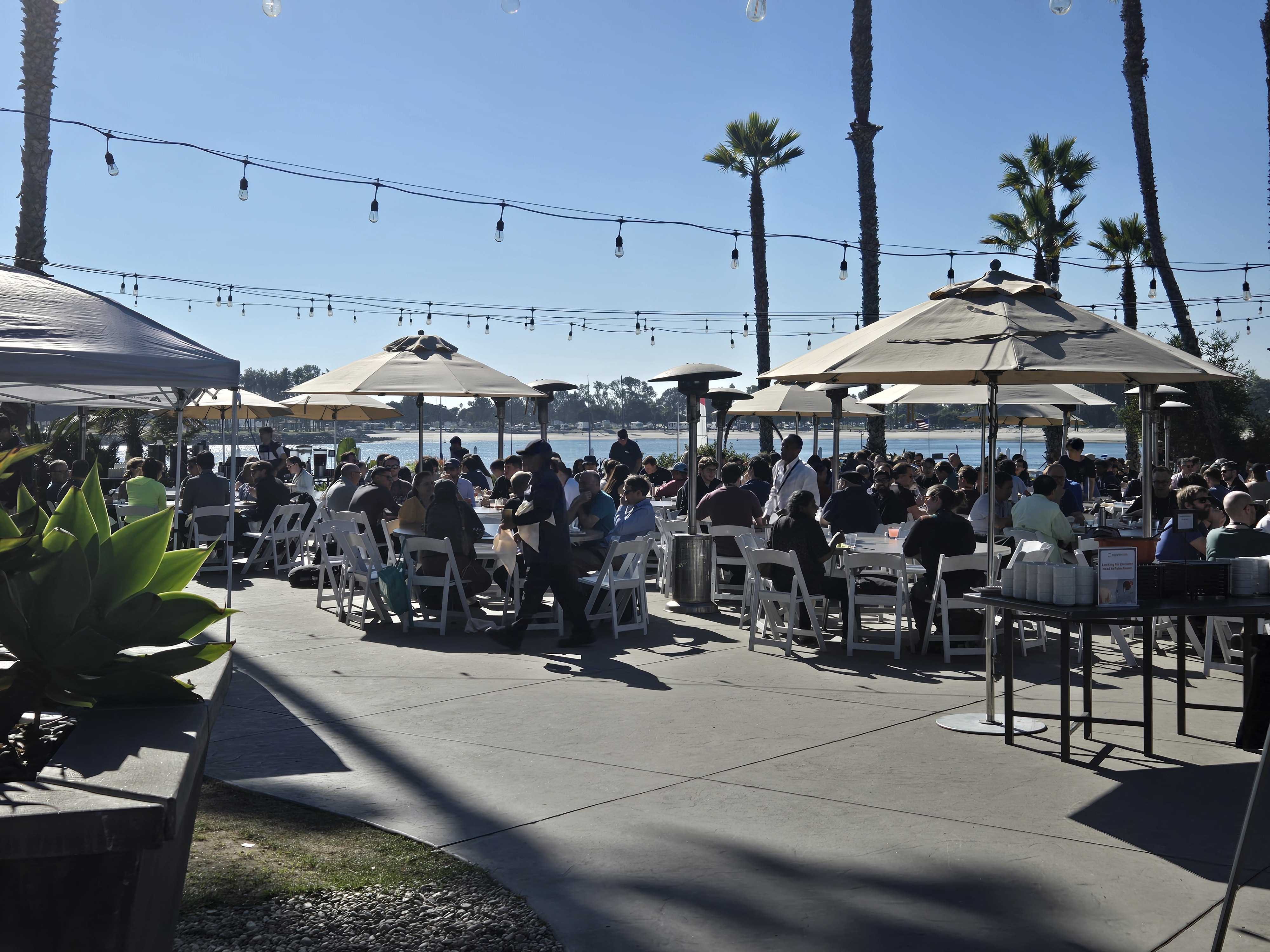Conference lunch at JupyterCon 2025